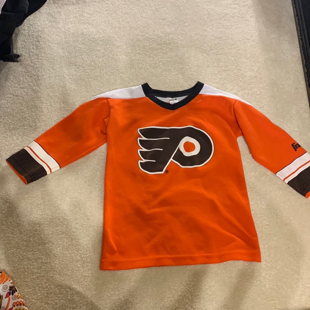Vintage 80’s Philadelphia Flyers jersey
